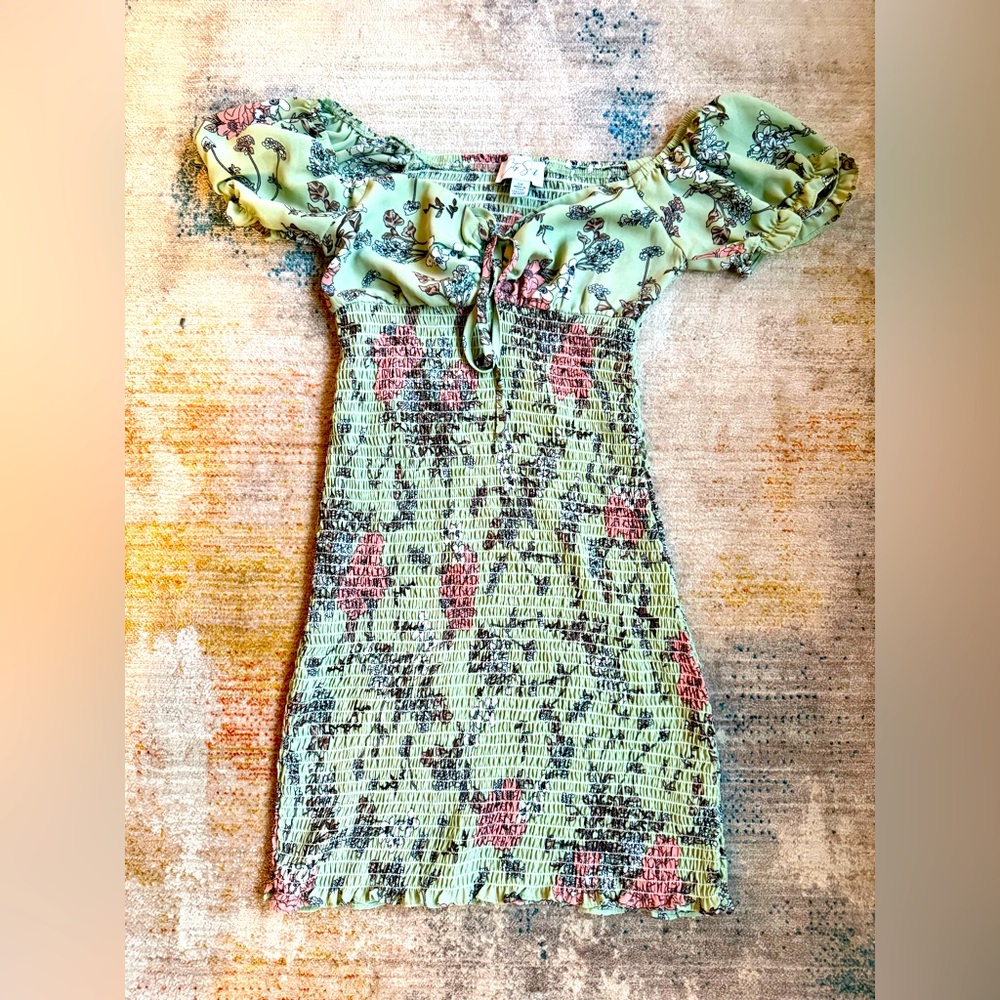 City Sleek Floral Smocked Mini Dress